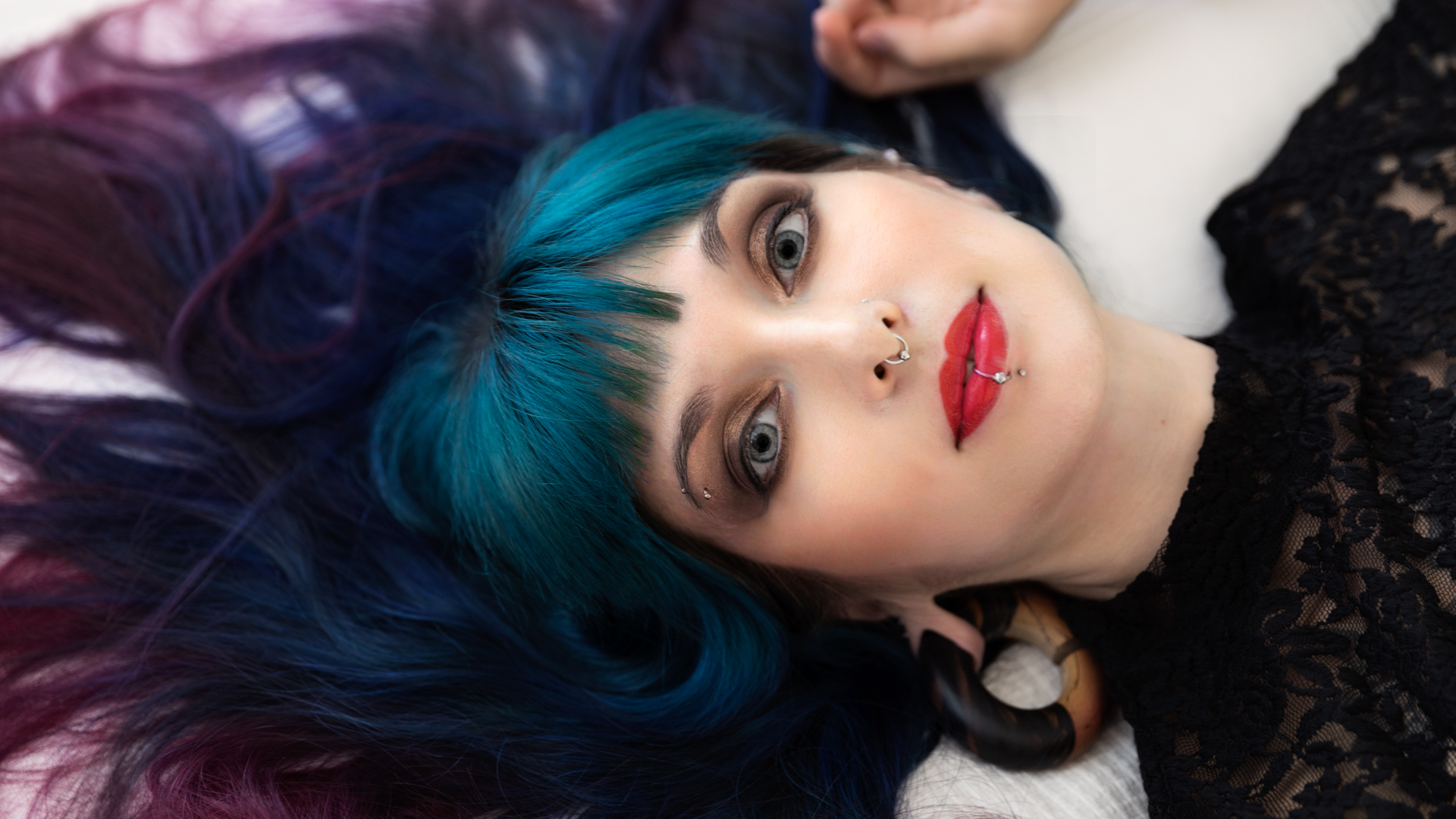 black haired woman – Nurnberg portrait photography